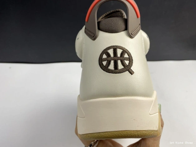 DailyWear air 54 quai 1557 cz4152- 6 jordan 1229